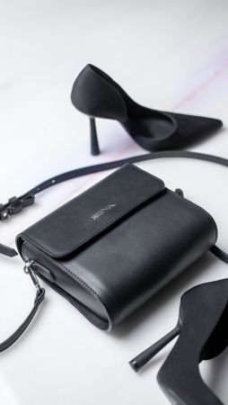 Everyday Ease Leather Crossbody Bag